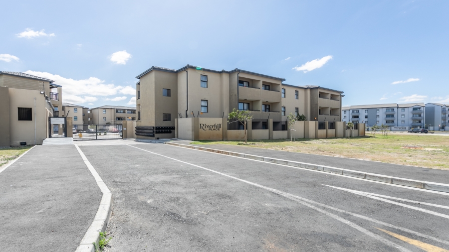 2 Bedroom Property for Sale in Parklands Western Cape